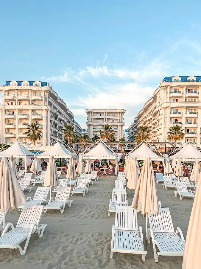 Grand Blue Fafa Resort & Spa Durres