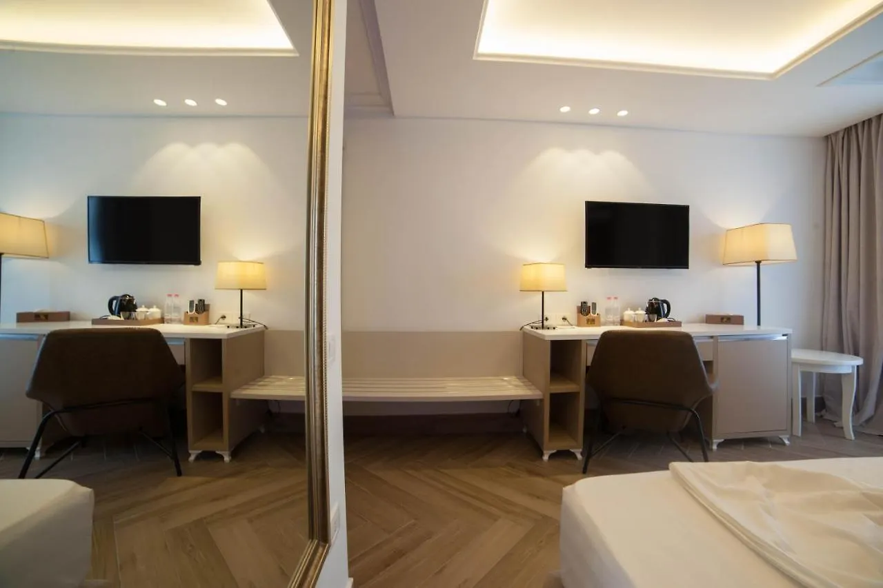 Grand Blue Fafa Resort & Spa Durres