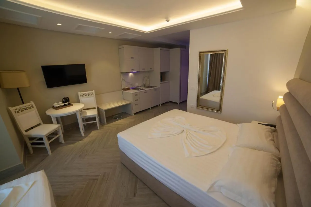 Grand Blue Fafa Resort & Spa Durres