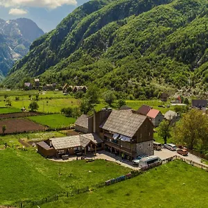  Agroturismo Bujtina Polia