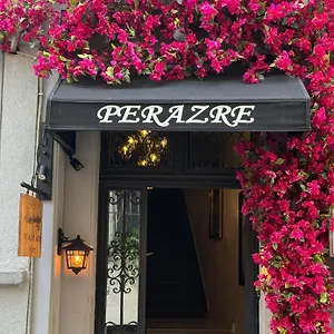 Hotel Perazre **