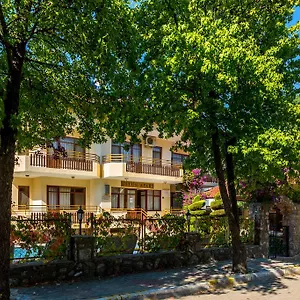Apart Otel üstün