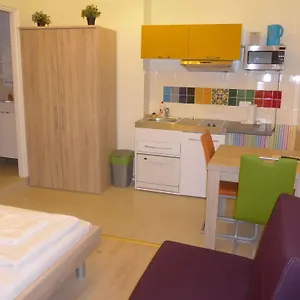 Apartmanhotel Amber Gardenview Studios