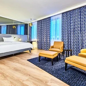 Hotel Radisson Blu Hotel, Centre ****